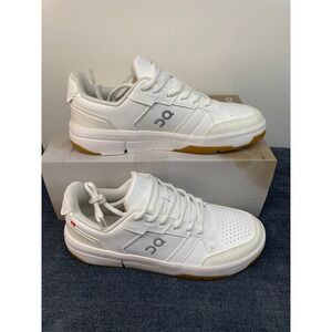 On‎ Cloud THE ROGER Clubhouse Mens 7.5 White Ivory Gum Sole Sneakers 3MF10540924
